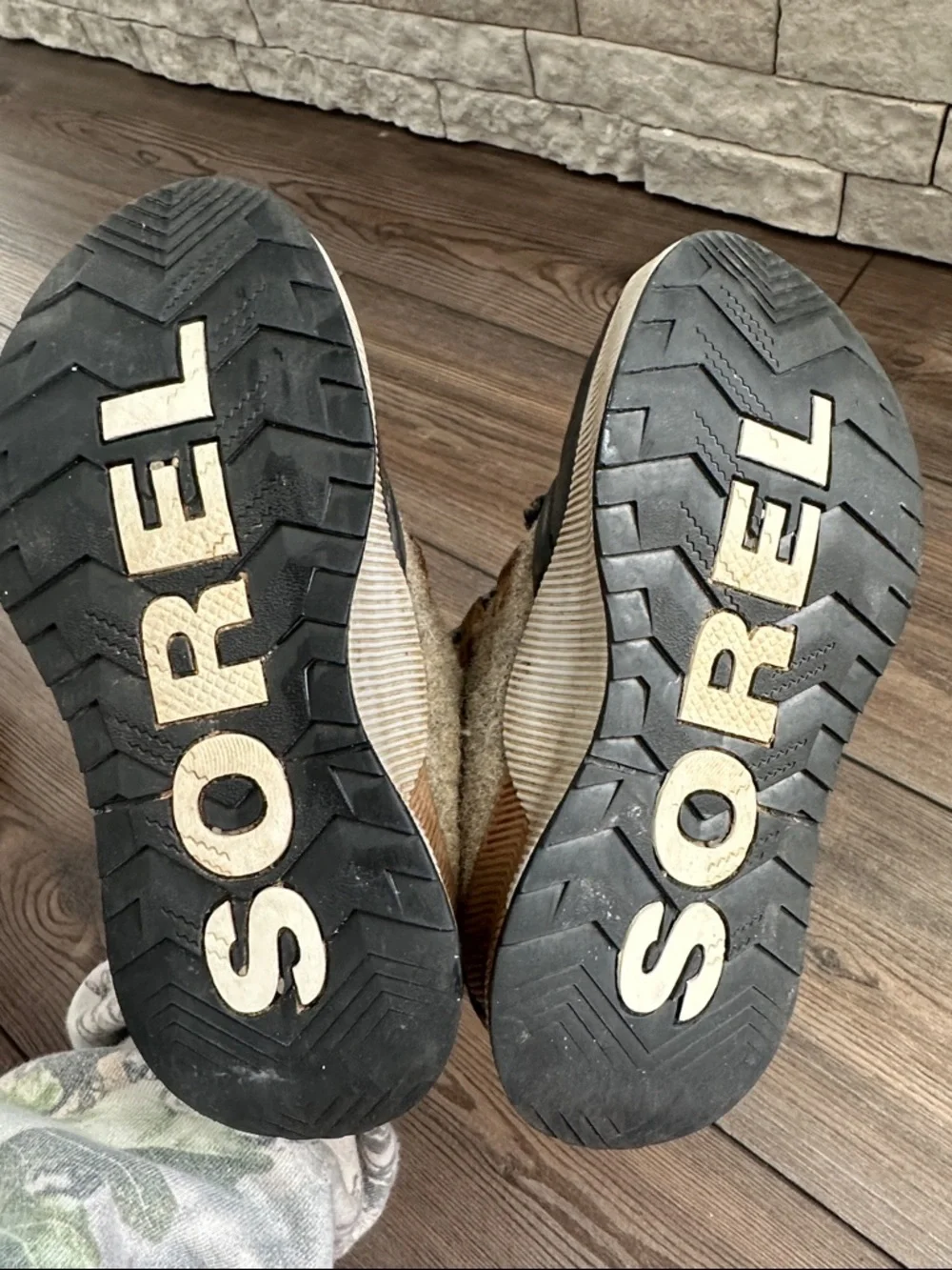 Sorel Youth 2‎ Out N About Classic Waterproof Boots Rugged Outdoor Durable Gorp
